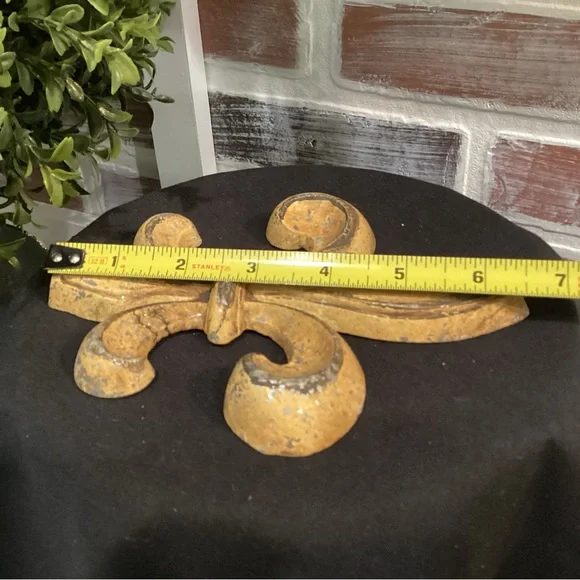 🟡 Vintage - Solid Metal - Aluminum or Pewter - Fleur-de-lis Symbol - Saints Fans - Picture 9 of 12